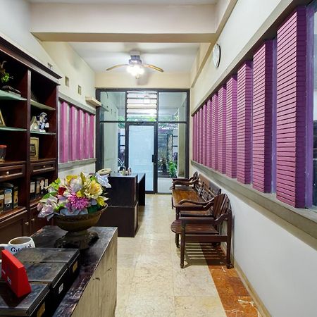 Tobana House Bintaro Hotel Jacarta Exterior foto